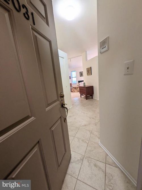 4031 Bayberry Ct, MONMOUTH JUNCTION, NJ, 08852-2123 | Card Image