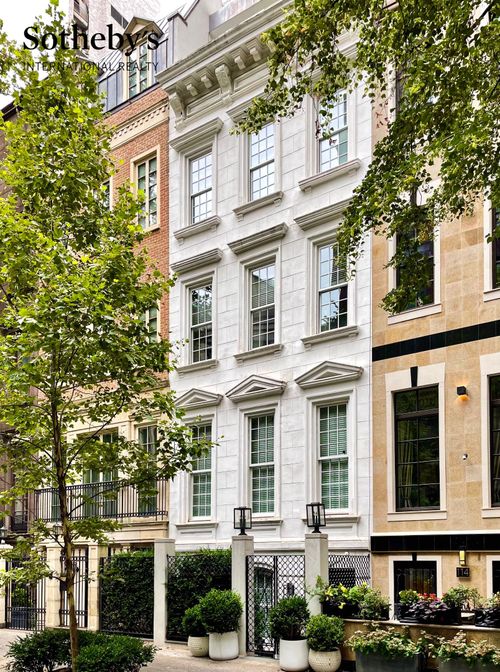 116 E 61st Street, New York City, NY, 10021 | Card Image