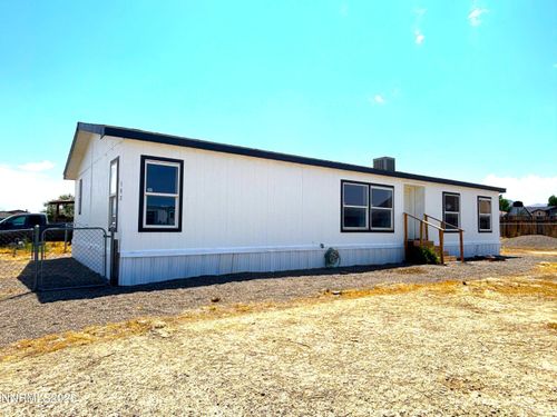 102 Bastian Rd, Battle Mountain, NV, 89820-2332 | Card Image