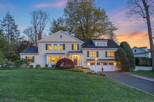 12 Hilltop Ter, Chatham Twp, NJ, 07928-1737 | Card Image