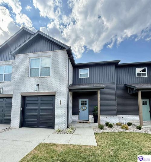 304 B Village Brook Dr, Elizabethtown, KY, 42701 | Card Image