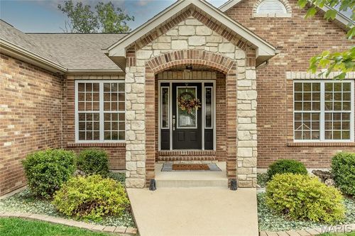 10495 Walnut Ln, Foristell, MO, 63348-2552 | Card Image