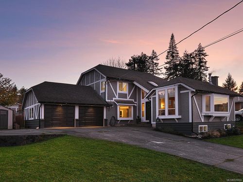 3835 Laurel Dr, Royston, BC, V0R2V0 | Card Image