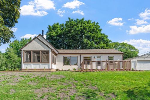 2216 W 57th St, Minneapolis, MN, 55419-1545 | Card Image