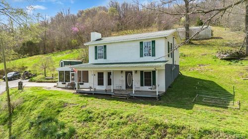 394 Lou Dr, Dowelltown, TN, 37059-2065 | Card Image