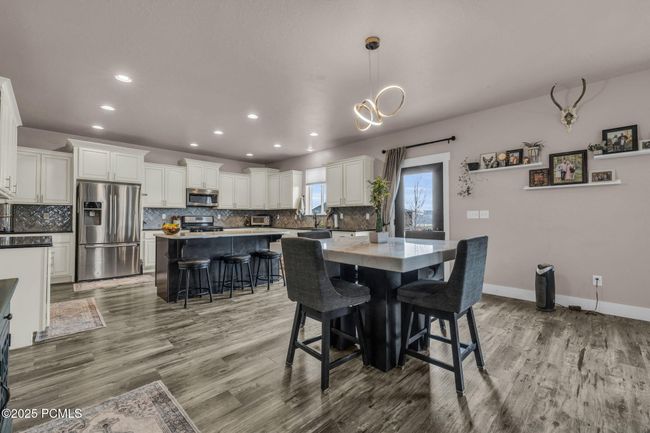 1962 Bluff Crest Rd, Home with 4 bedrooms, 3 bathrooms and null parking in Francis UT | Image 5