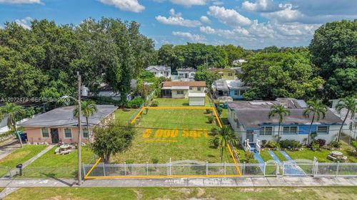 1967 Nw 52nd St, Miami, FL, 33142-3778 | Card Image