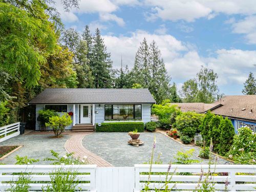 8626 Gilley Ave, Burnaby, BC, V5J4Y5 | Card Image
