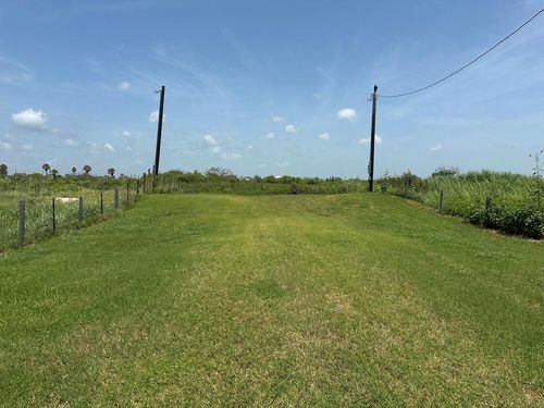 675 County Road 205, Sargent, TX, 77414 | Card Image