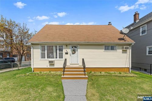 62-60-62 Hammond Ave, Passaic, NJ, 07055-3118 | Card Image