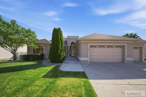 299 Lacosta Dr, Idaho Falls, ID, 83401-5647 | Card Image