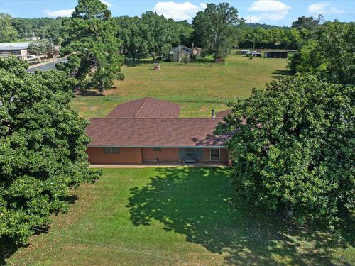 306 W Harrison St, Mount Enterprise, TX, 75681-7550 | Card Image