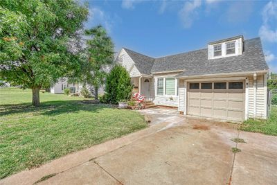 1205 W 2nd Street, House other with 4 bedrooms, 2 bathrooms and null parking in Elk City OK | Image 3