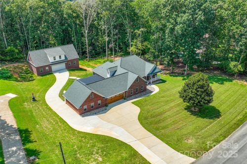 3009 Brooks Mill Ln, Wingate, NC, 28174-8239 | Card Image