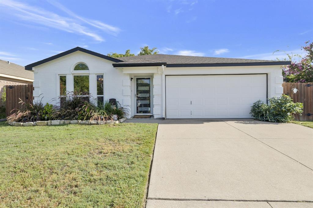Heatherglen Ter, Fort Worth, TX 76179