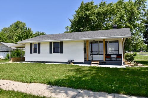 401 W Boundary St, Stanford, IL, 61774-7537 | Card Image