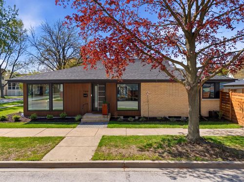 7300 Harvard St, Forest Park, IL, 60130-2341 | Card Image