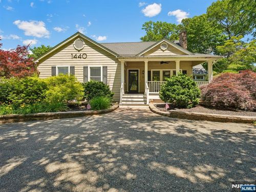 1440 Alps Rd, Wayne, NJ, 07470-3635 | Card Image
