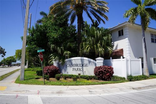 3024-3024 Nw 30th Way, Lauderdale Lakes, FL, 33311-8497 | Card Image