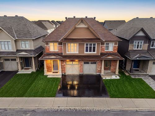 821 Indica St, Ottawa, ON, K2S2J8 | Card Image