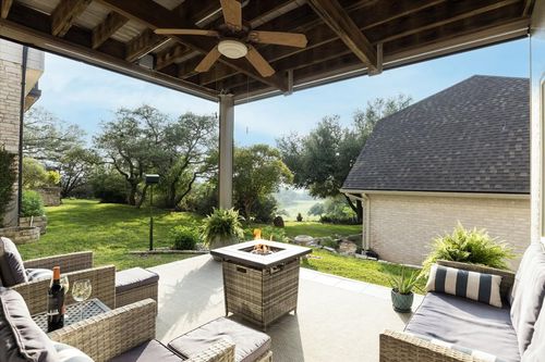 403 Golf Crest Ln, Lakeway, TX, 78734-4637 | Card Image