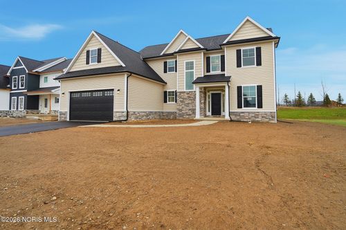 140 Barton Creek Dr, Perrysburg, OH, 43551-6812 | Card Image