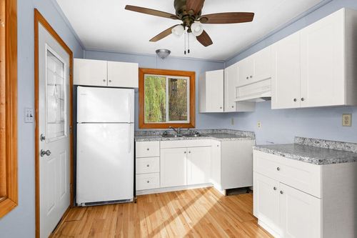 88 Banks Blvd, Silver Bay, MN, 55614-1334 | Card Image