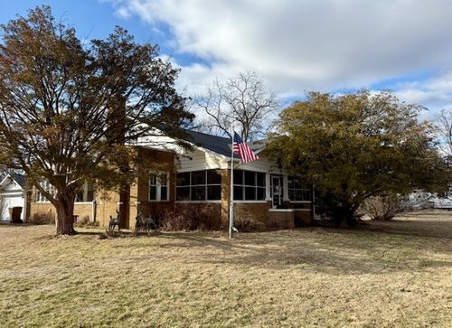 203 S First St, Fisher, IL, 61843-9453 | Card Image