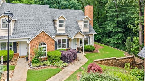 1022 Sasha Ln, Roswell, GA, 30075-3650 | Card Image