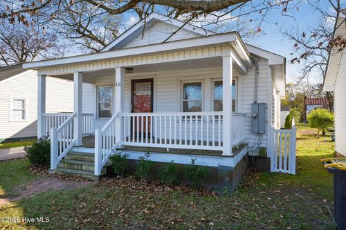 16 Ward St, Jacksonville, NC, 28540-4727 | Card Image