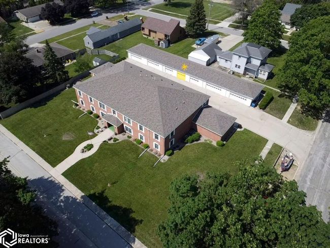 APT-8 - 408 S Hall St, Condo with 2 bedrooms, 2 bathrooms and null parking in Algona IA | Image 39