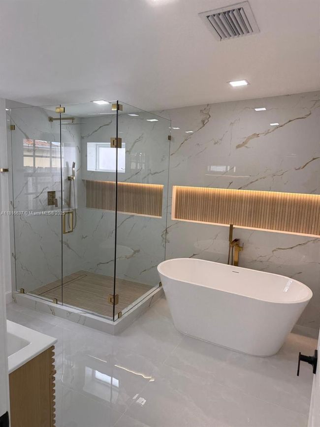 4314 Sw 97 Th Ct, House other with 5 bedrooms, 2 bathrooms and null parking in Miami FL | Image 32