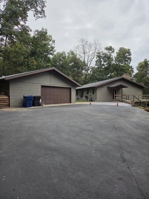N8720 County Road Cx, Portage, WI, 53901-9236 | Card Image