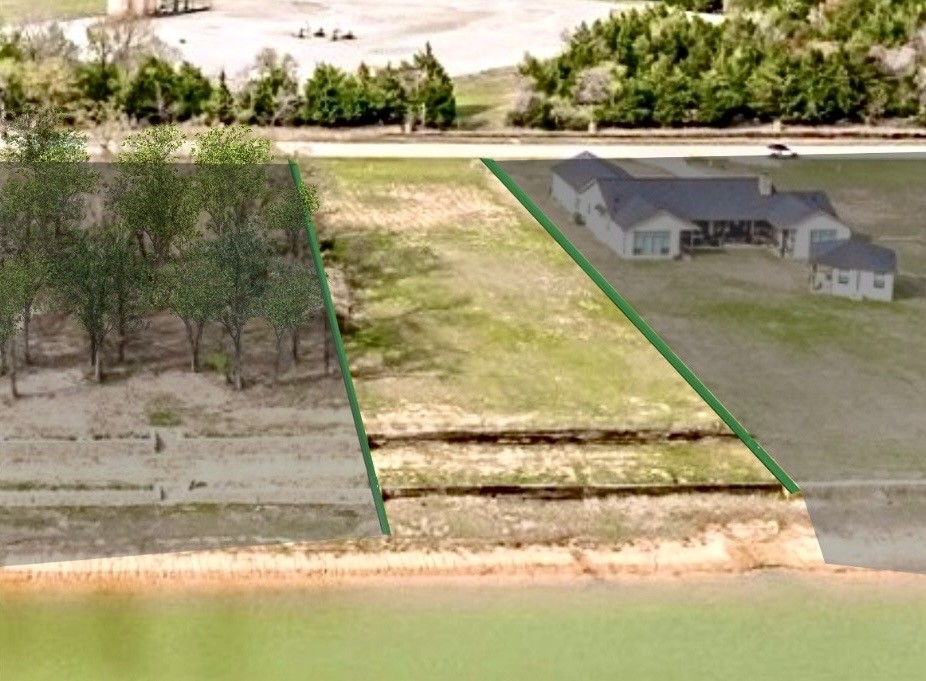 Land in Pelican Bay 3