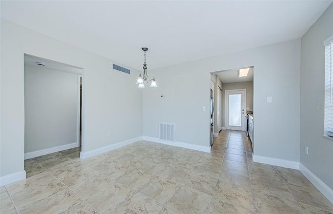APT-11 - 2186 Edythe Dr, Condo with 2 bedrooms, 1 bathrooms and null parking in DUNEDIN FL | Image 28