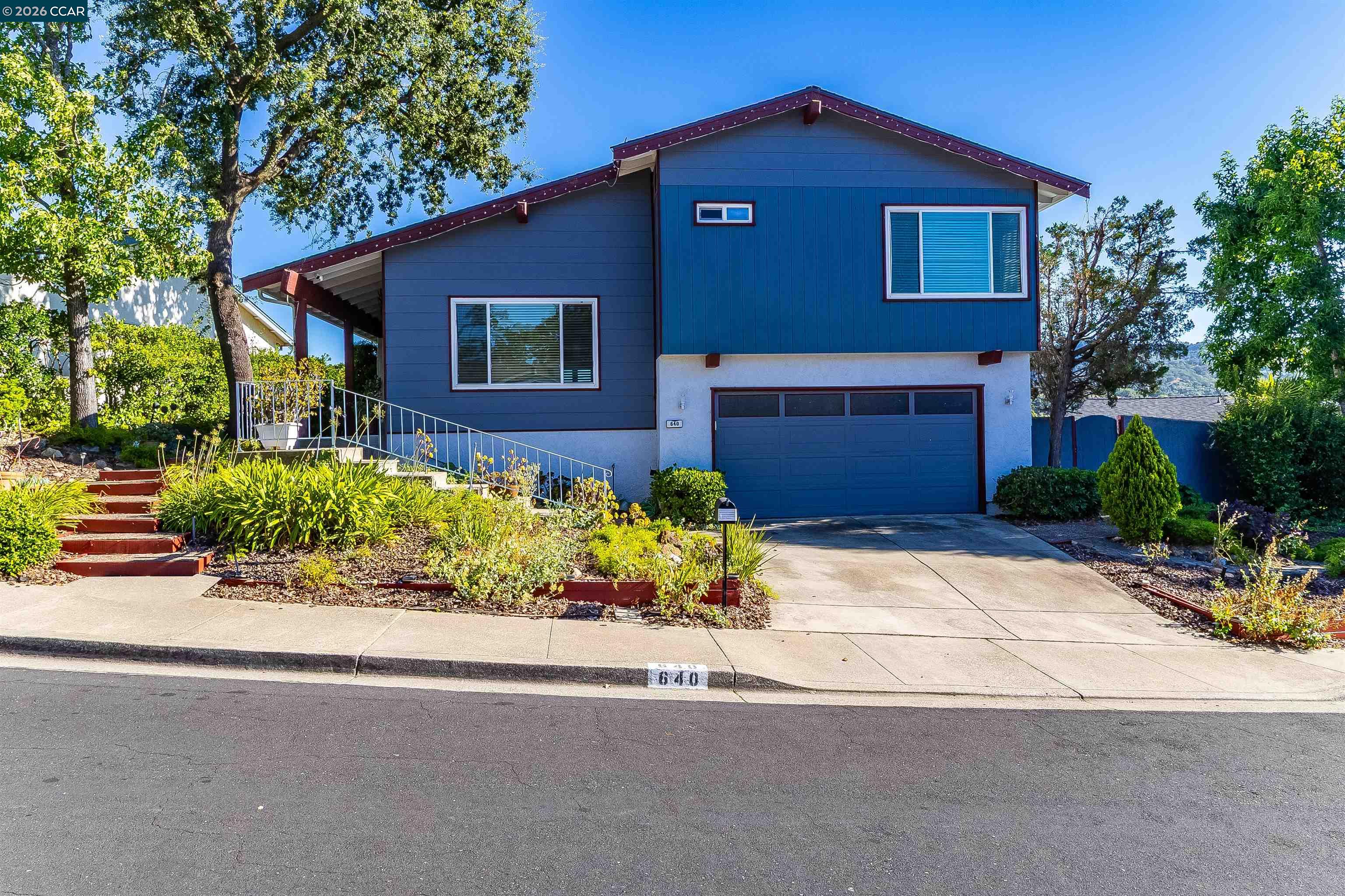 Residential in Martinez 4