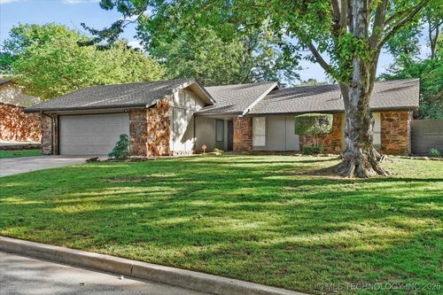 3719 84th St, Tulsa, OK, 74137-1720 | Card Image