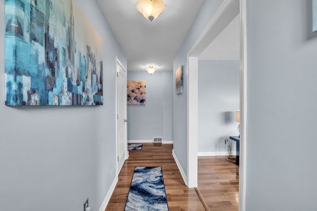 908 Middle Ave, House other with 3 bedrooms, 1 bathrooms and null parking in Marion VA | Image 8
