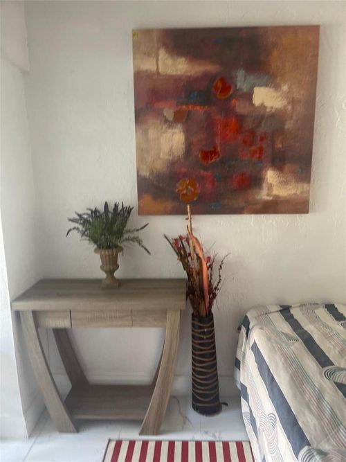 408 Sw 68th Ave, Pembroke Pines, FL, 33023-1137 | Card Image