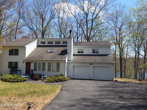 211 Brandyshire Dr, Tamiment, PA, 18371-9414 | Card Image