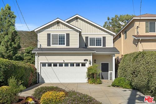 2409 Olive Ave, La Crescenta, CA, 91214-2211 | Card Image