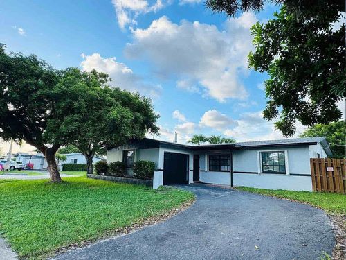 9171 Nw 26th St, Sunrise, FL, 33322-2820 | Card Image