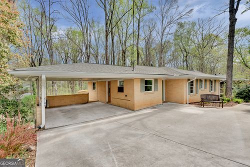 2774 Overlook Dr Ne, Atlanta, GA, 30345-2058 | Card Image
