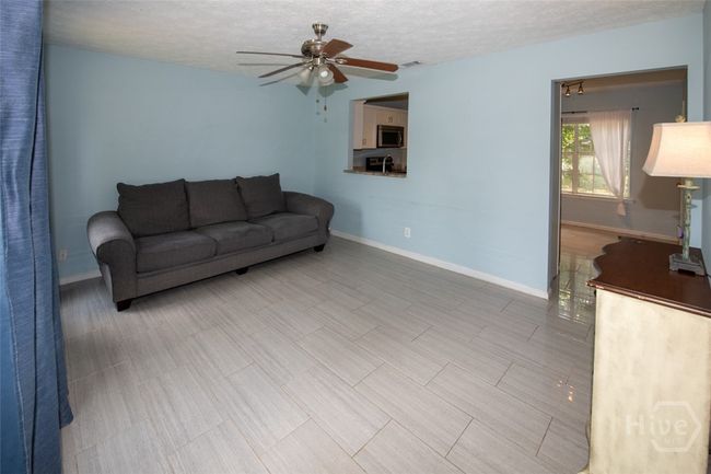 Living Room | Image 5