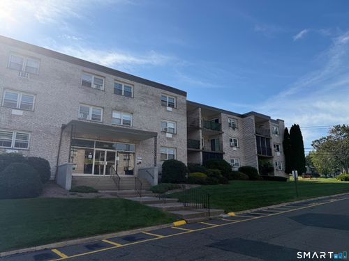 312-308 Meadowside Rd, Milford, CT, 06460-4312 | Card Image