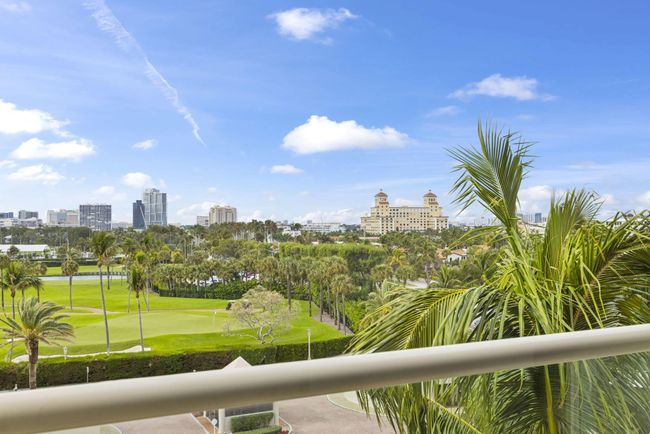 N - 2 N Breakers Row, Condo with 3 bedrooms, 5 bathrooms and null parking in Palm Beach FL | Image 12