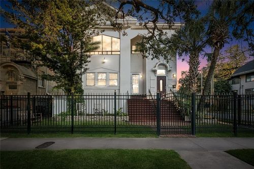 2001 03 S Carrollton Avenue, New Orleans, LA, 70118 | Card Image