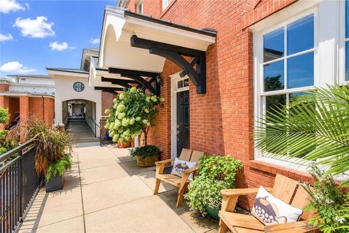 218-3930 Charleston Market St, Suwanee, GA, 30024-8756 | Card Image