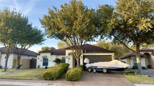 2104 Foggy Loop, Laredo, TX, 78045 | Card Image