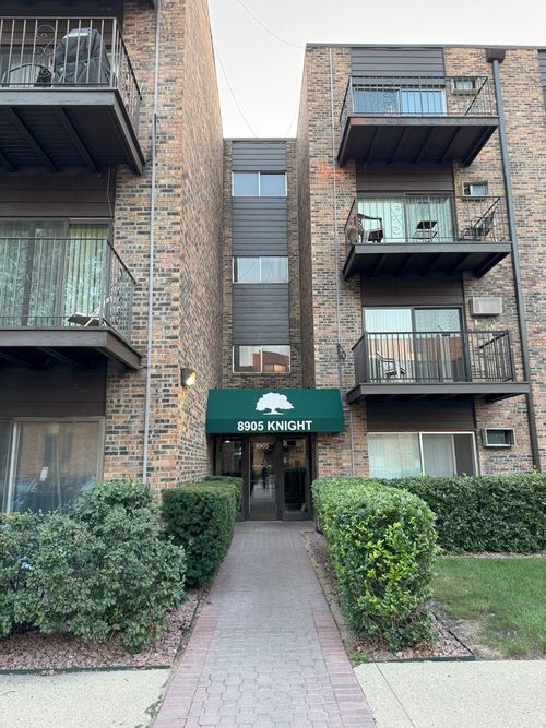 apt-101-8905 Knight Ave, Des Plaines, IL, 60016-5547 | Card Image